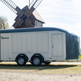 Debon Roadster C800 Box Van Trailer