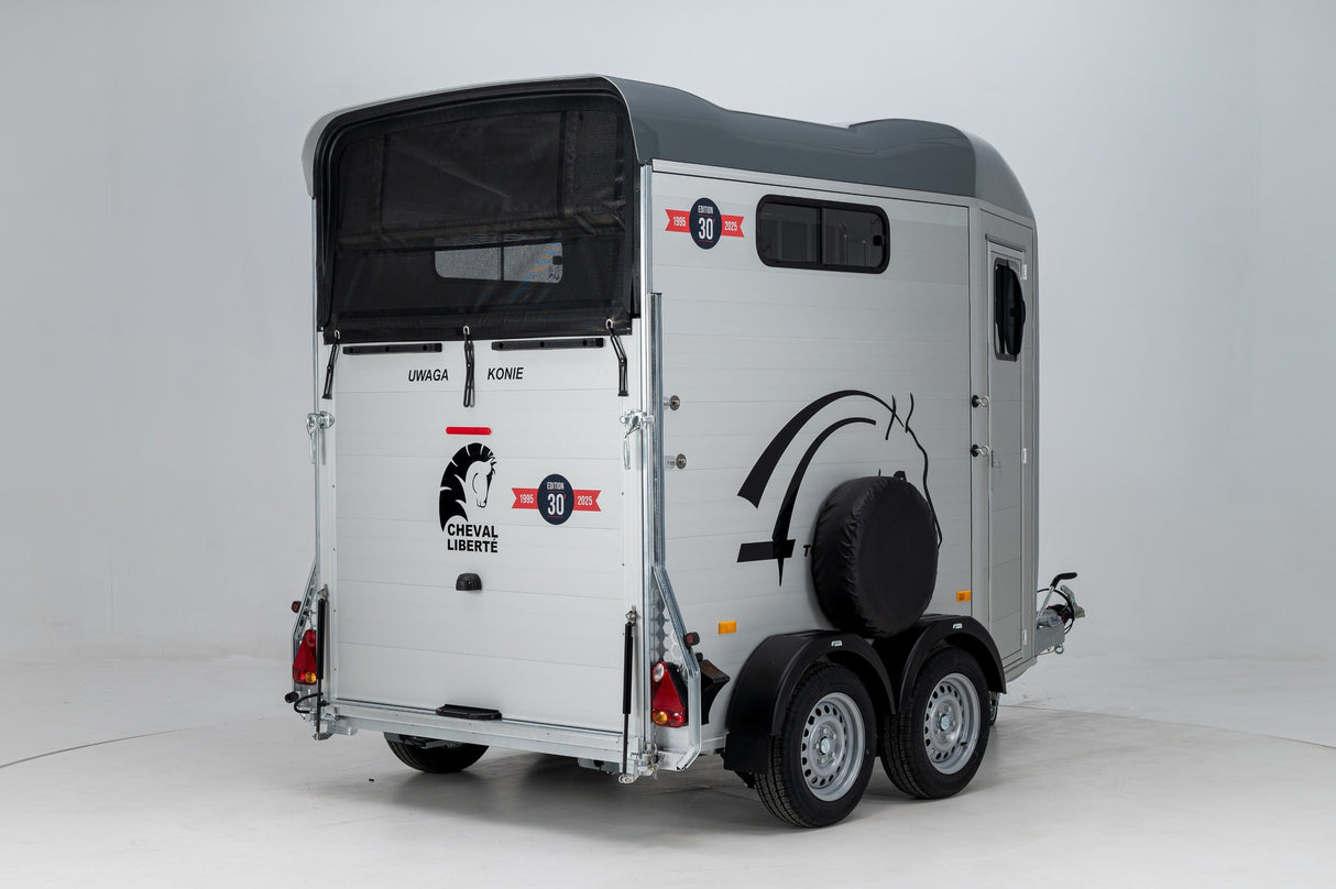 Cheval Liberte Touring Country with Tack Room Double Horse Box Trailer