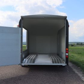 Debon Roadster C800 Box Van Trailer