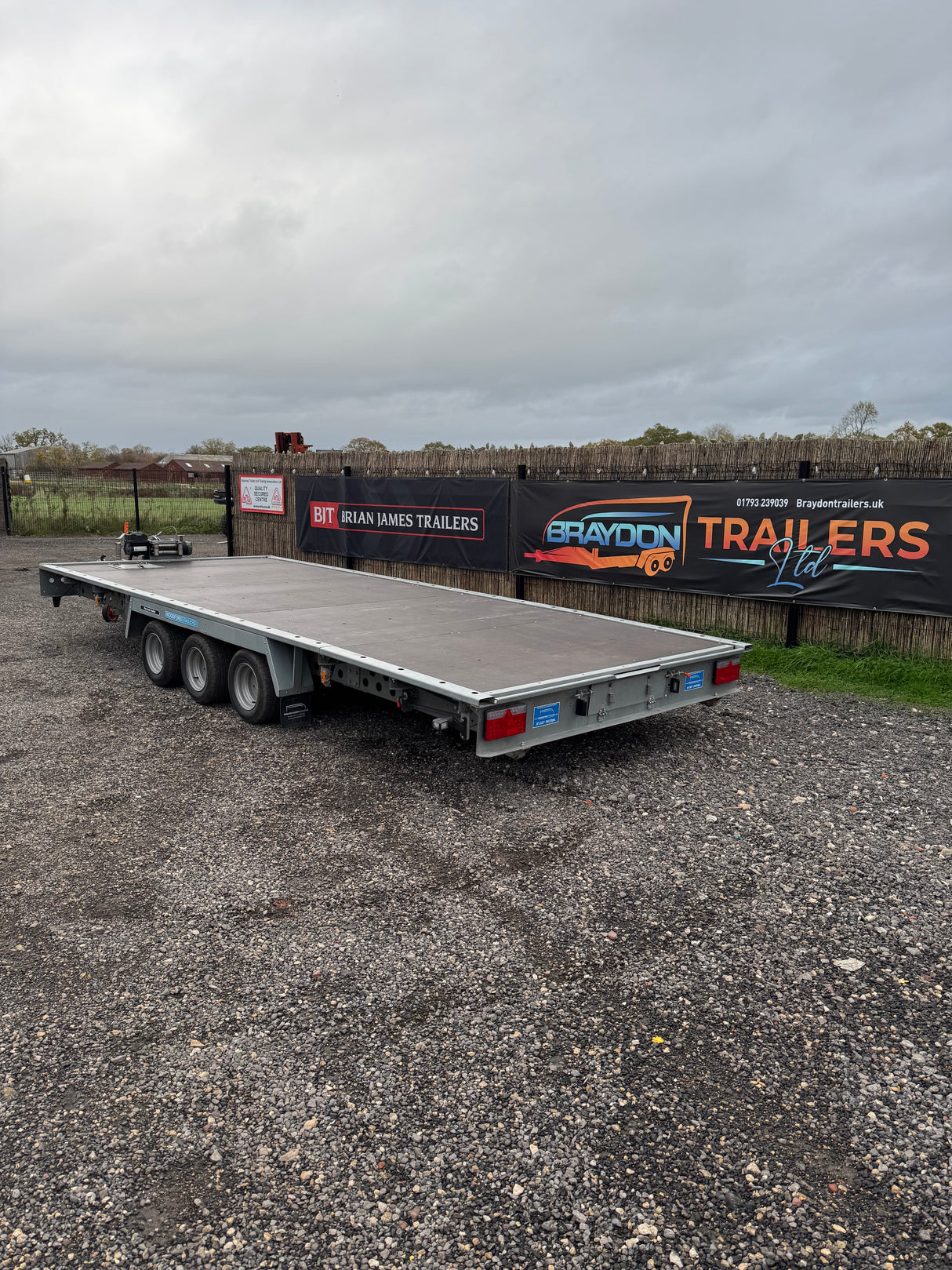 Woodford FBT231 Flatbed 18’x7’3” 5500 x 2220mm 3500kg Tri Axle Tilt Bed Trailer
