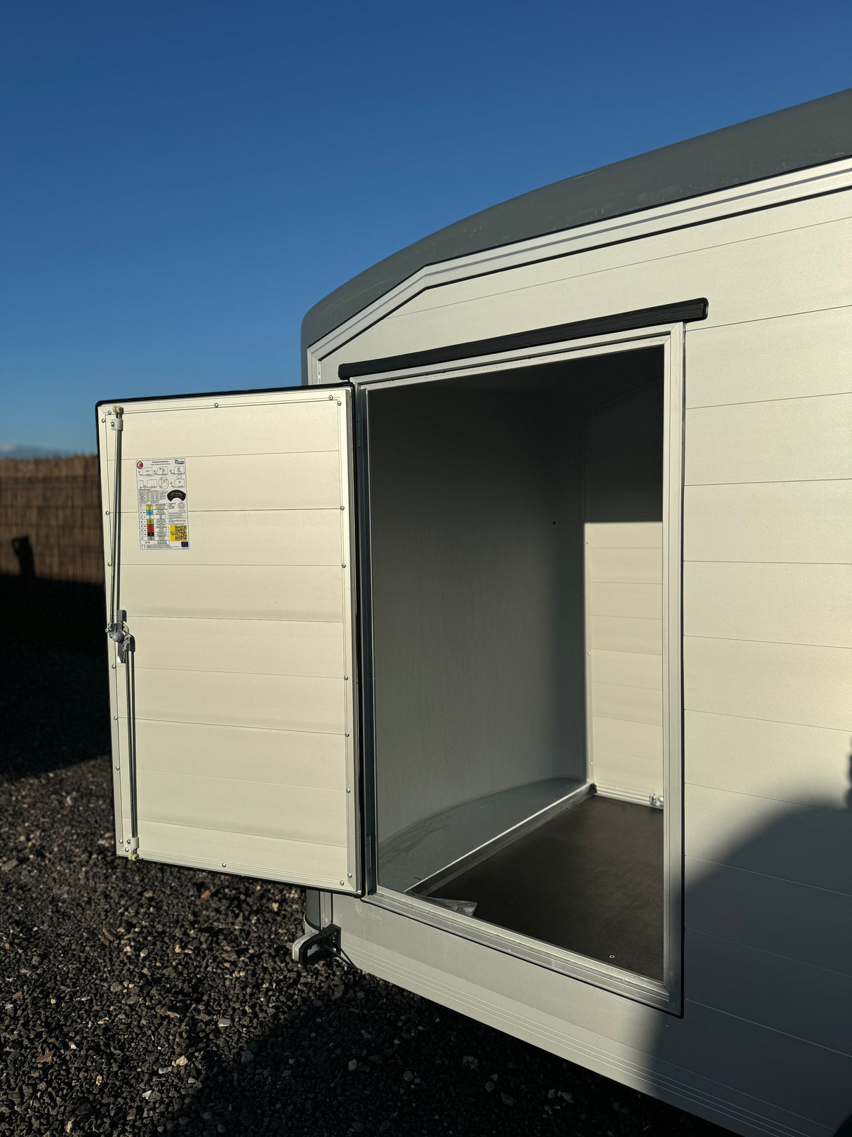 Debon Roadster C255 Single Axle Box Van Trailer