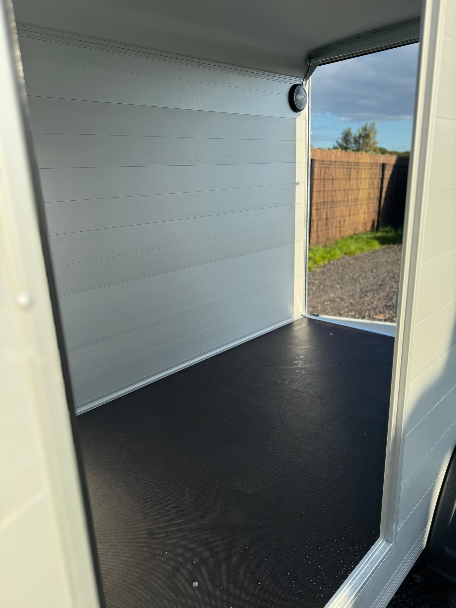 Debon Roadster C255 Single Axle Box Van Trailer