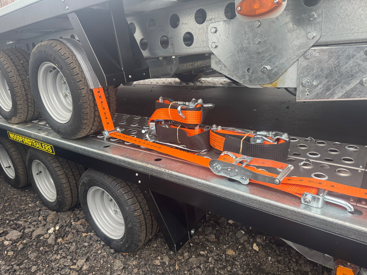 Sleeved Over Wheel Ratchet Strap With Swivel Hooks 3.5M x 50mm Straps