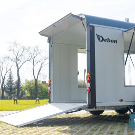 Debon Roadster C800 Box Van Trailer