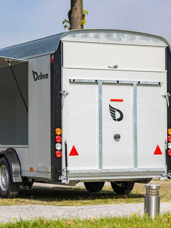 Debon Roadster C900 Box Van Trailer