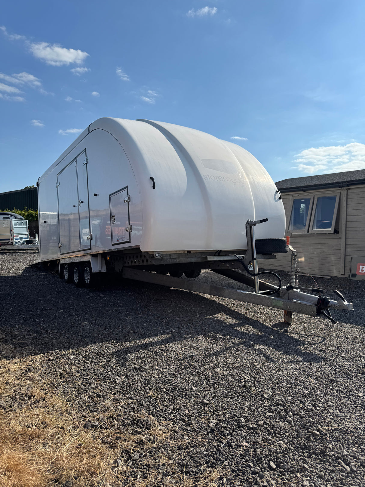 2022 Woodford RL6011 Enclosed Tilt Car Transporter Trailer 18′ X 7′ 8” 5.5m x 2.3m