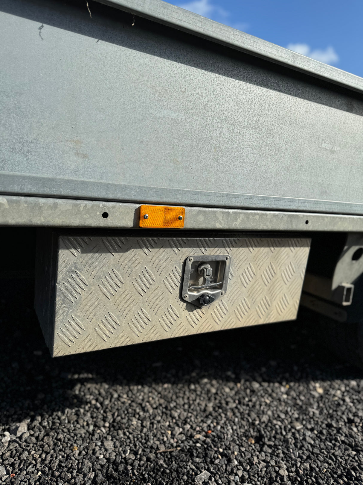 Ifor Williams 13' 1" TB4021-352 Tiltbed Trailer With Winch, Sides & Mesh Ramp