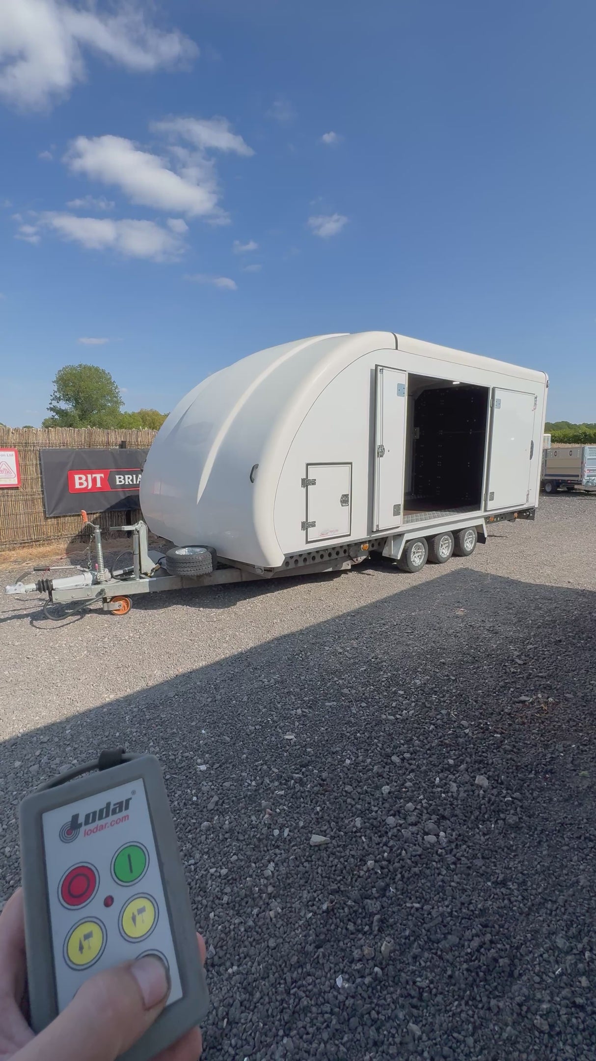 2022 Woodford RL6011 Enclosed Tilt Car Transporter Trailer 18′ X 7′ 8” 5.5m x 2.3m